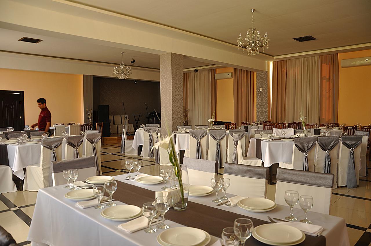 Grand Hotel Tbilisi Bagian luar foto